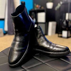 Kenneth Cole Chelsea Sneaker Boot, in Black